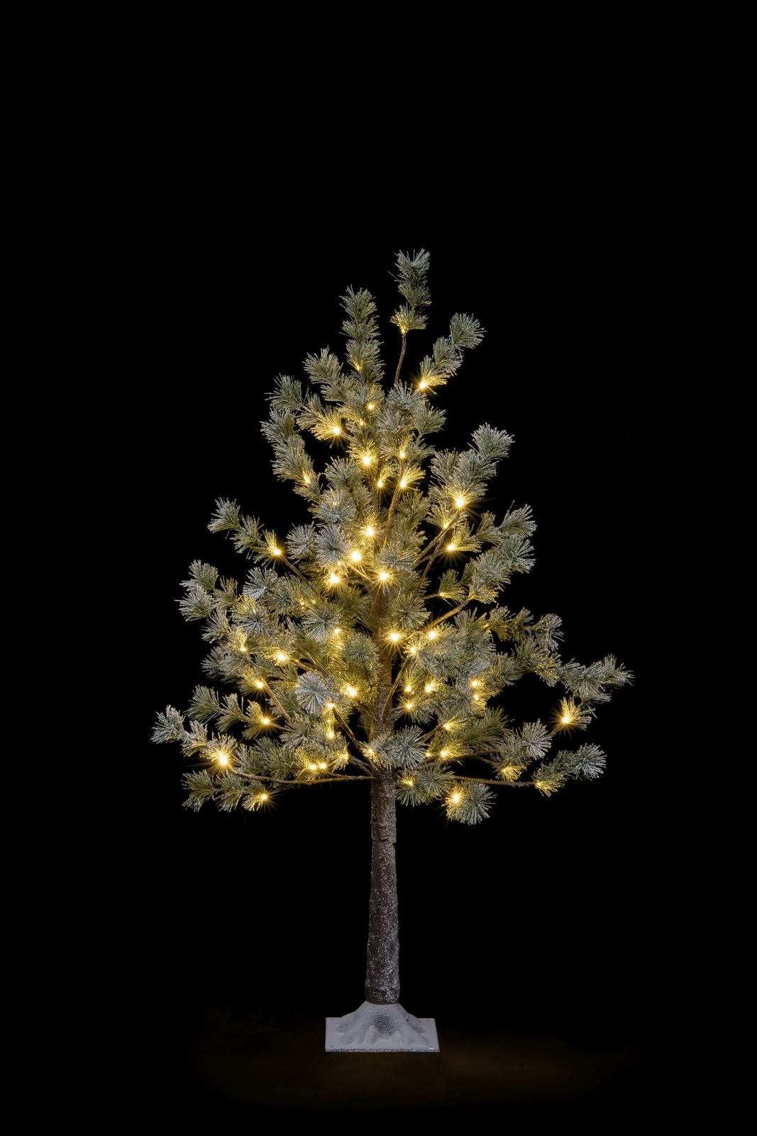 Pine needle tree 120
