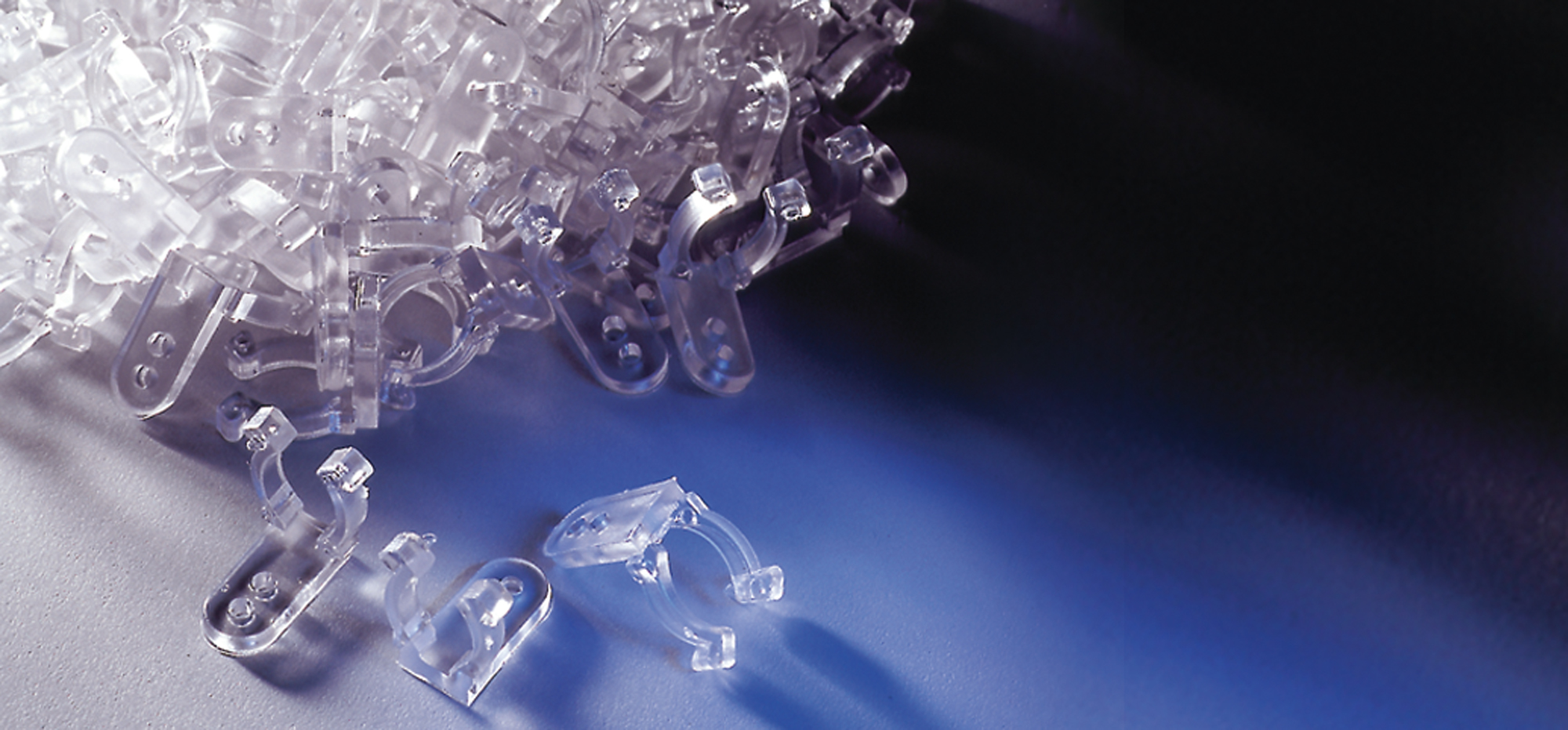 100 Montageclips (10x10Stk.)